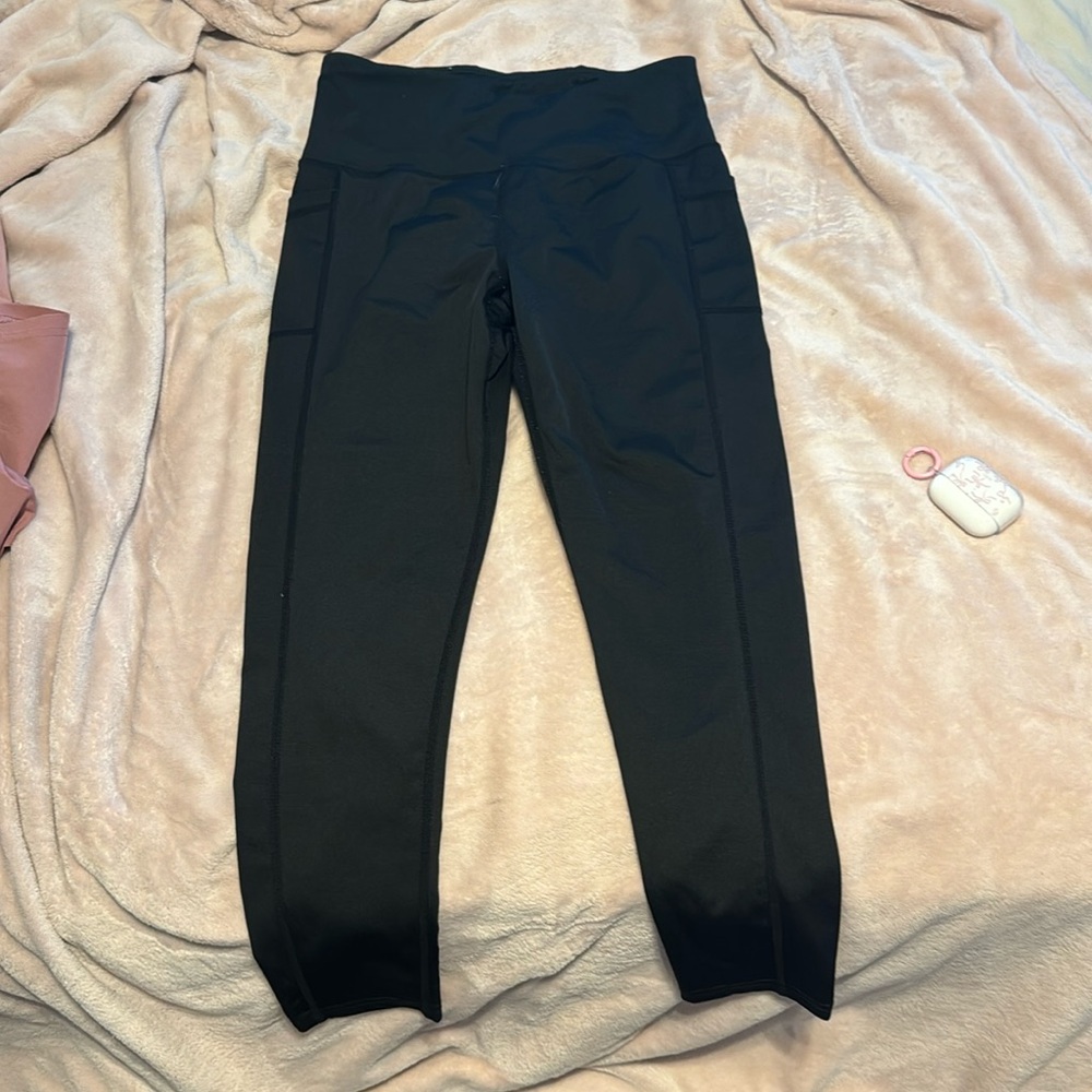Black leggings